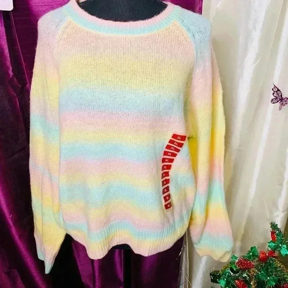 💜 3/25 BB Dakota by Steve Madden Ombré Sweater - Picture 3 of 4